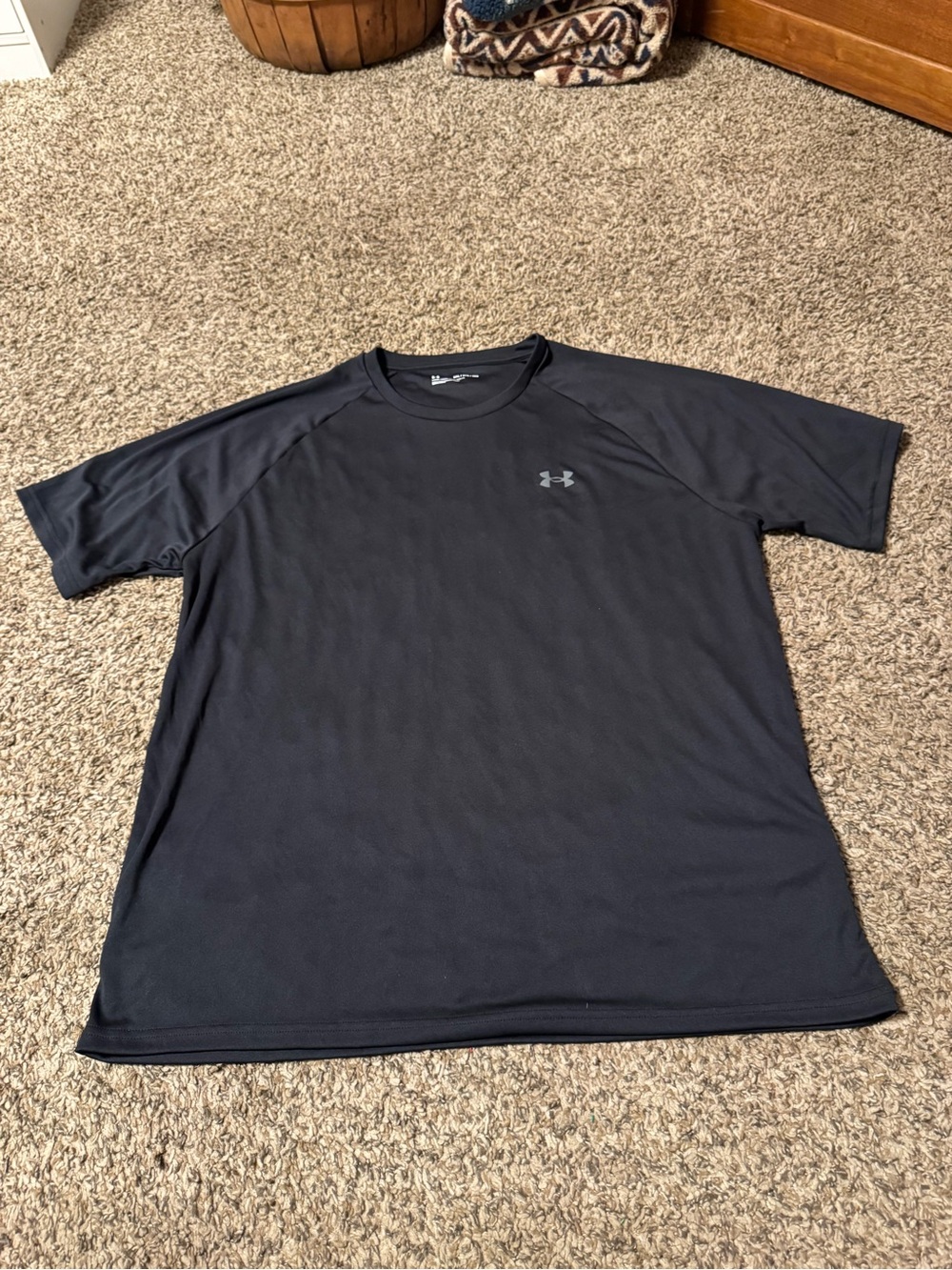 Under Armour Men's Black Short-Sleeve Performance Tee